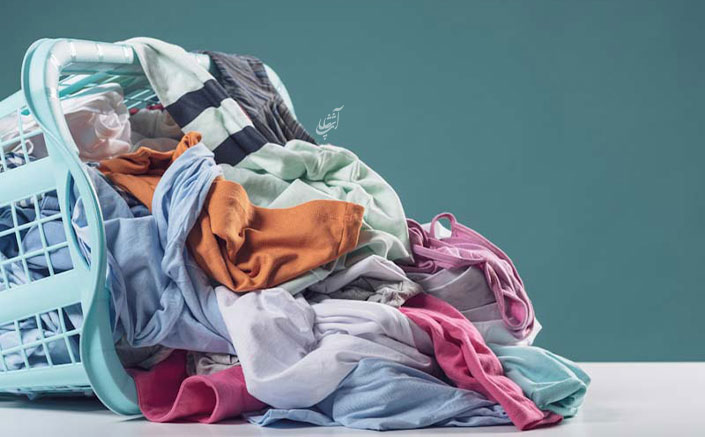 لباس‌­های مختلف را با هم نشوئید