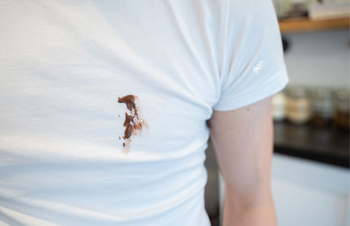 لکه شکلات یا بستنی