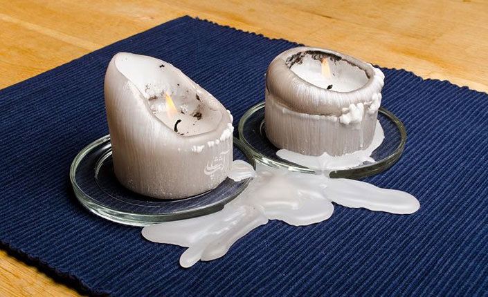  پاک کردن لکه موم یا شمع