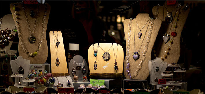 استفاده از زیورآلات و اکسسوری‌ها را دست کم نگیرید